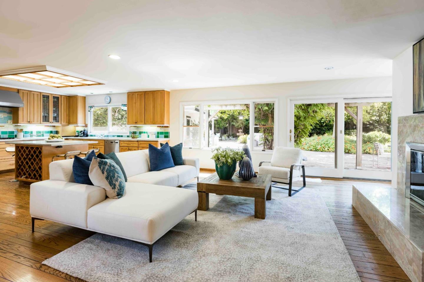 425 Claremont WAY - Backyard