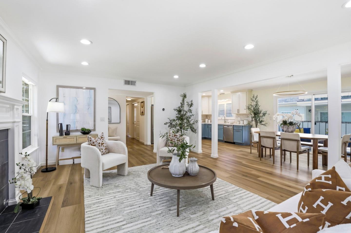 451 Oak Grove AVE 1