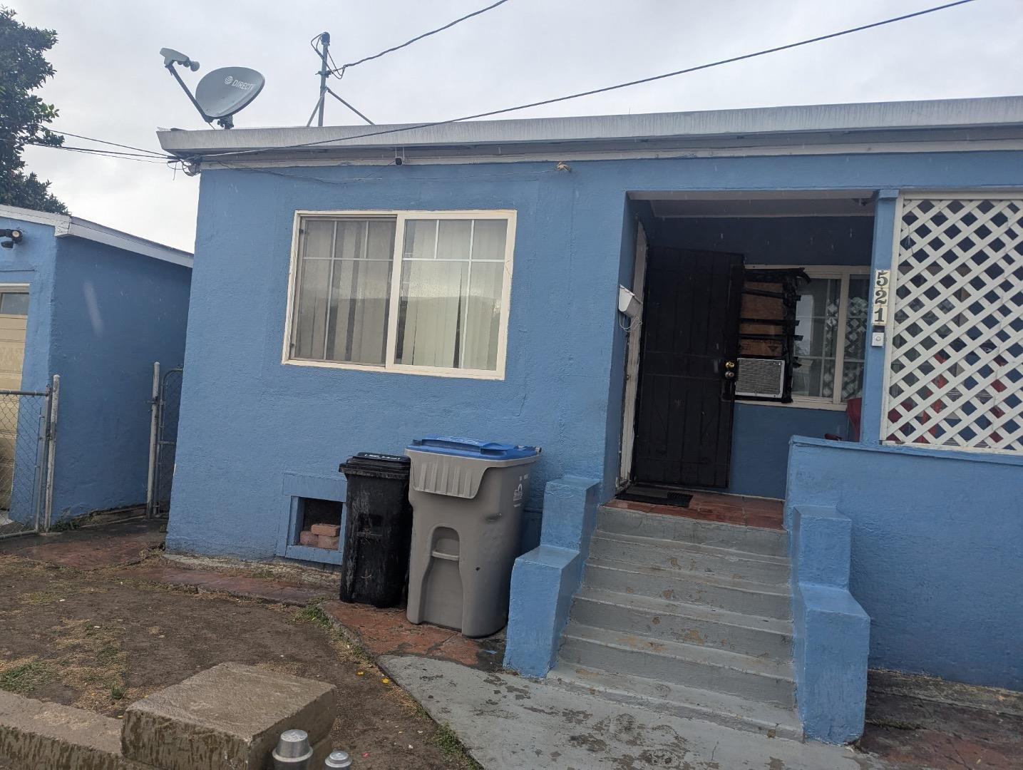 521 Santa Ana AVE - Interior