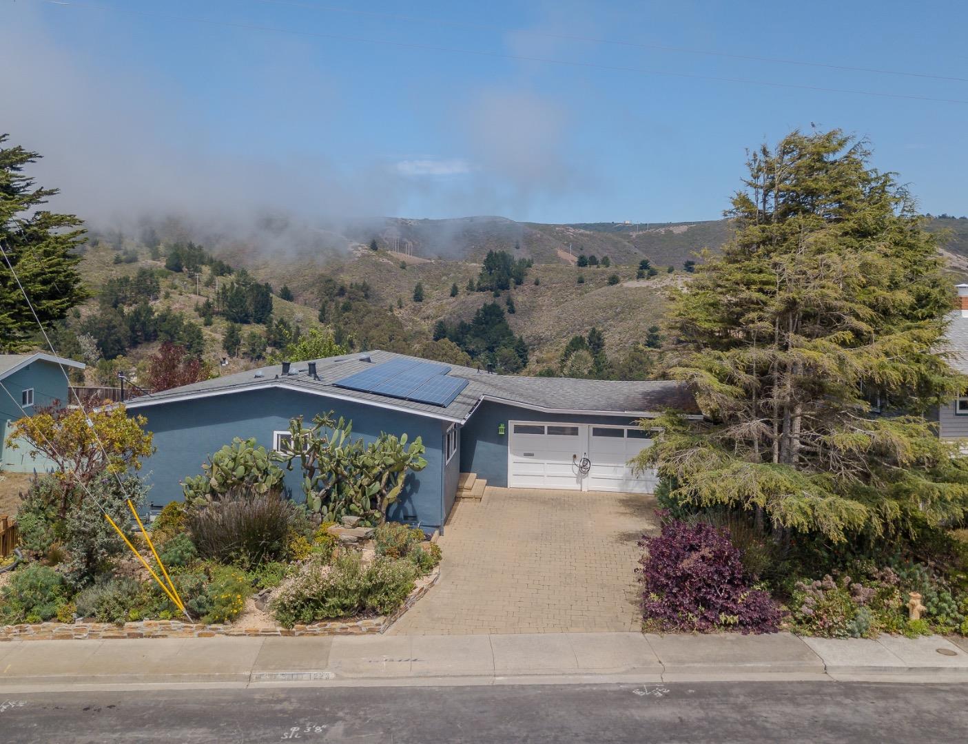 1223 Lerida WAY