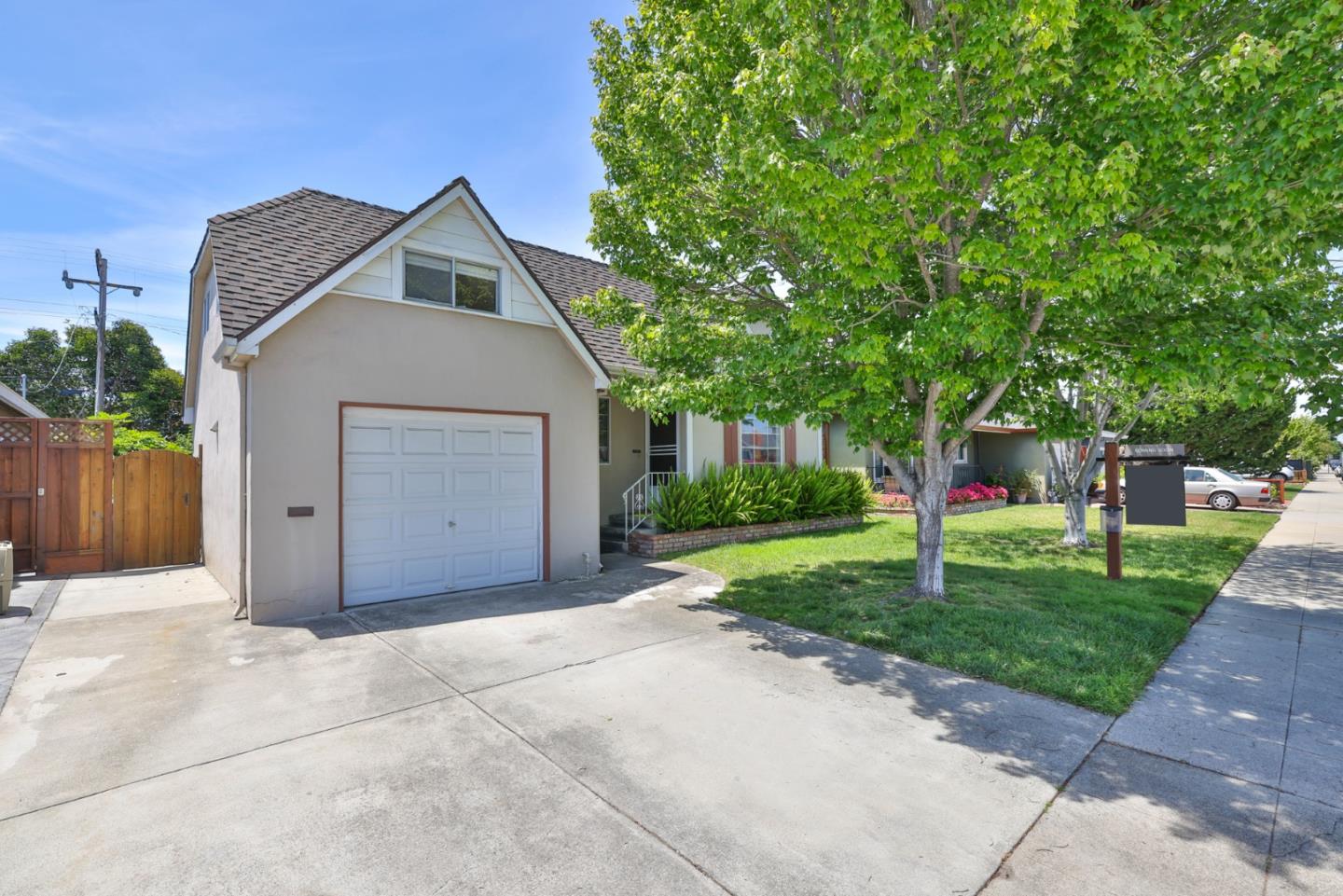 3726 Casanova DR