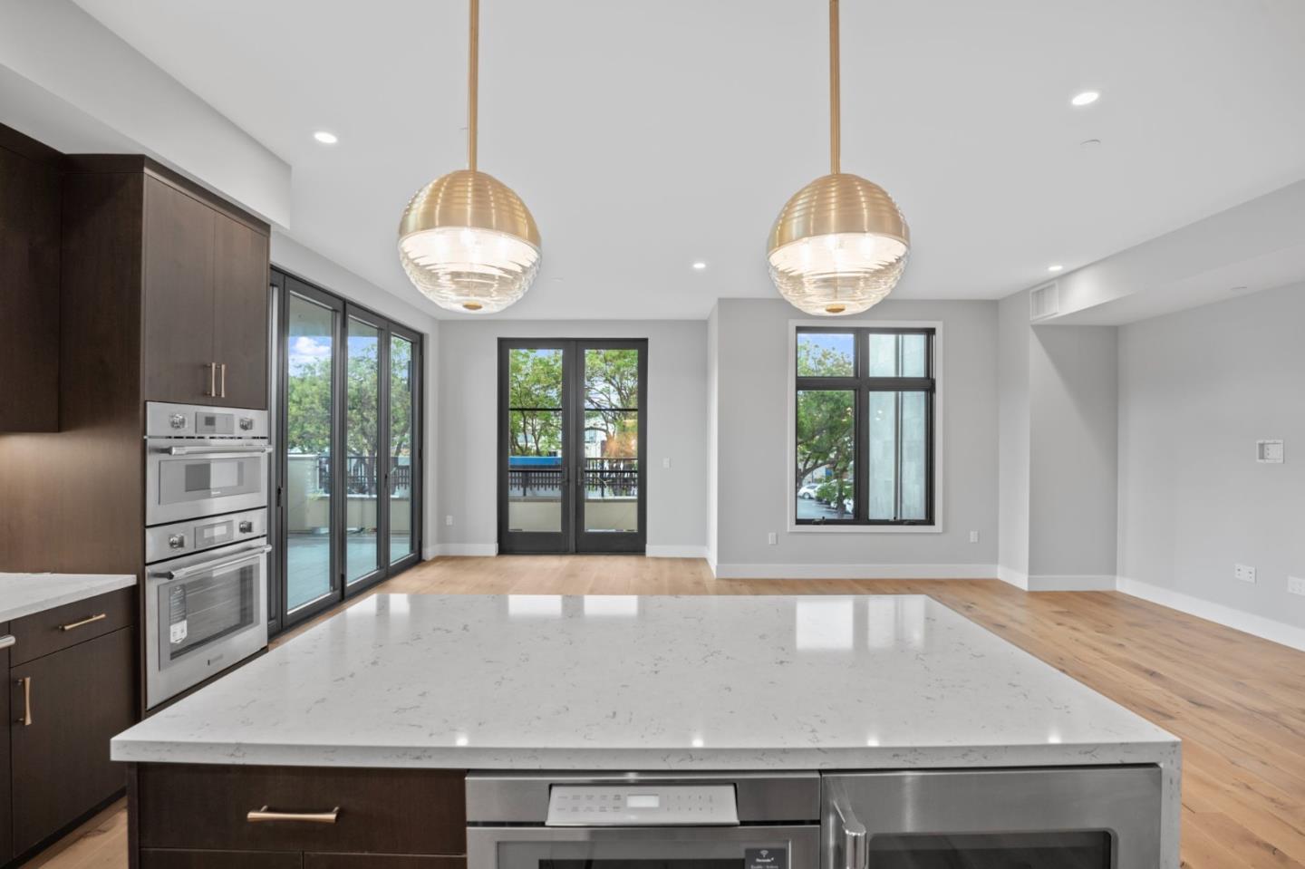 227 Hope ST - Living area