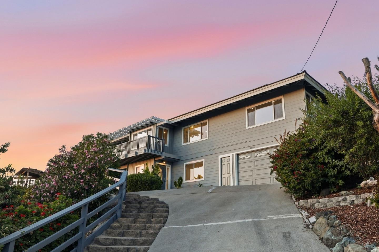 3845 Suncrest AVE - Interior