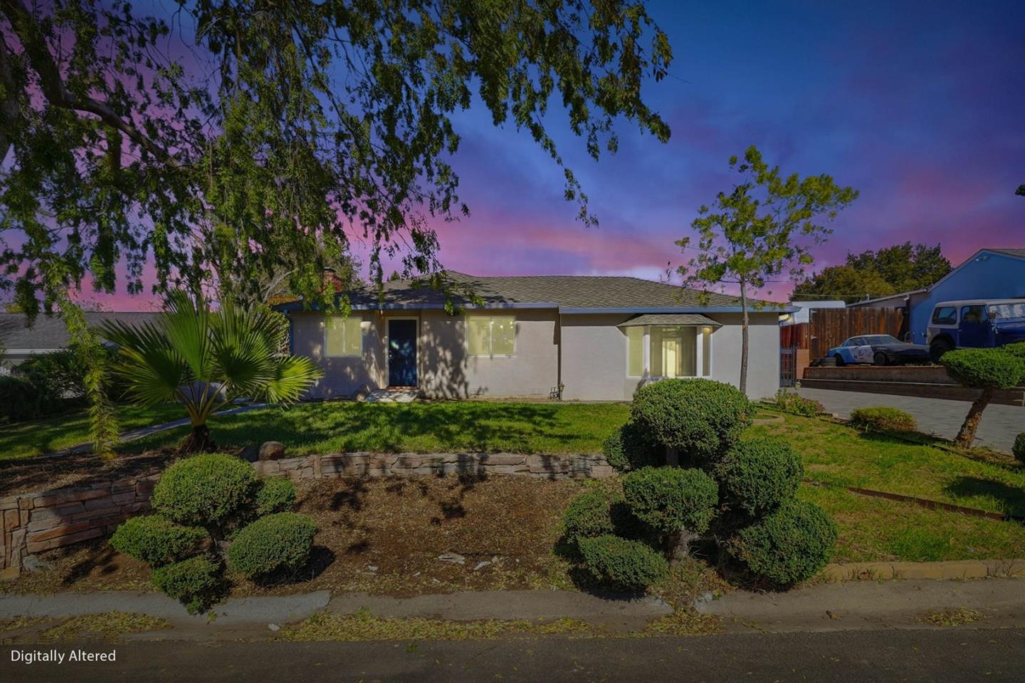 22141 Wallace DR
