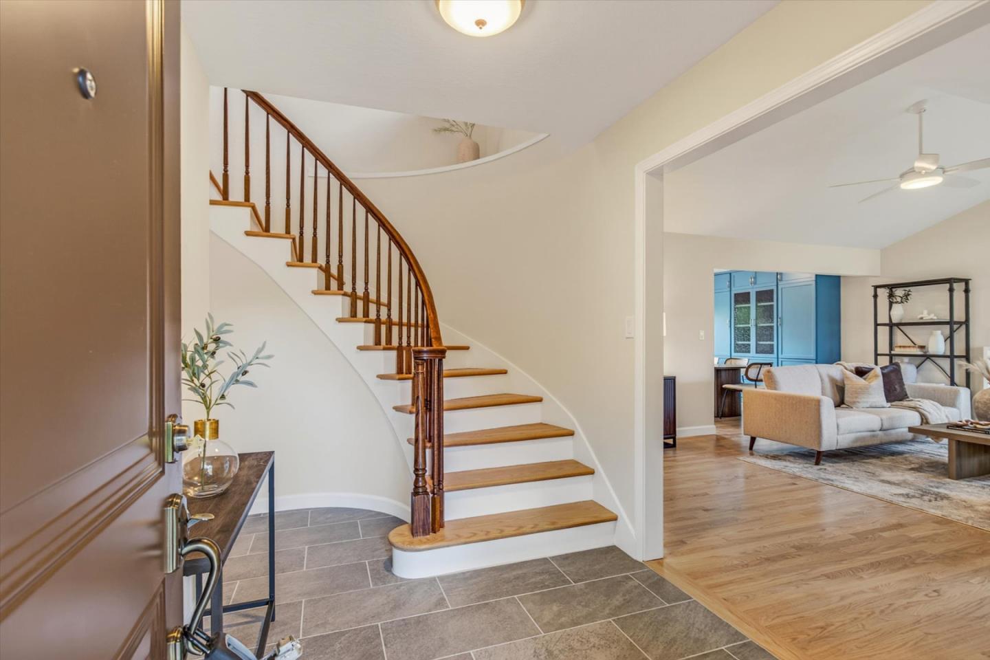 2740 Ramos CT - Kitchen
