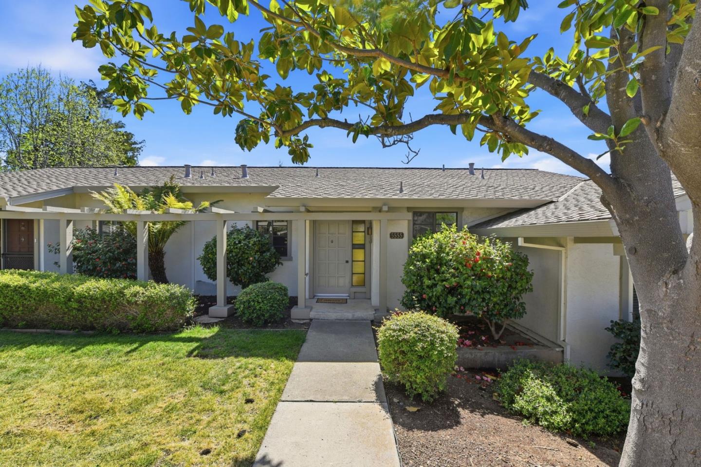5555 Cribari CIR