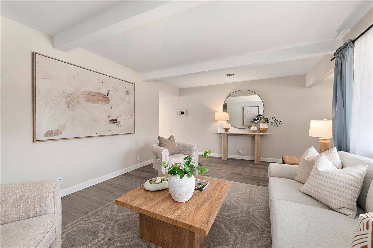 20805 Greenleaf DR - Bedroom