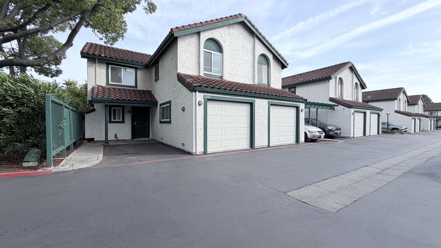 2294 Tomlin WAY - Interior