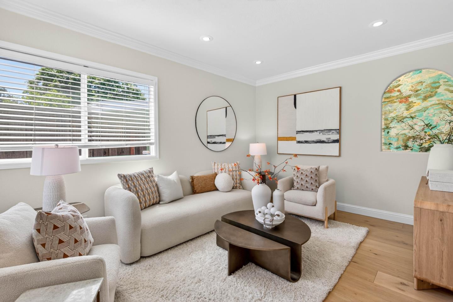 10659 Minette DR - Living area
