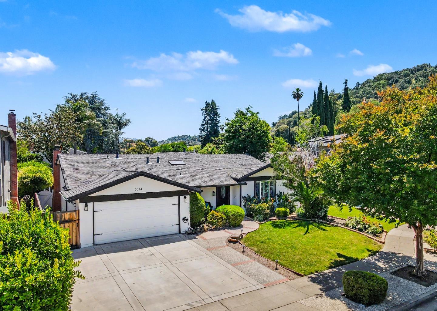 6014 Paxton CT