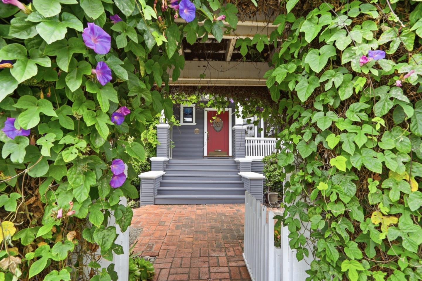 102 S 12th ST - Backyard