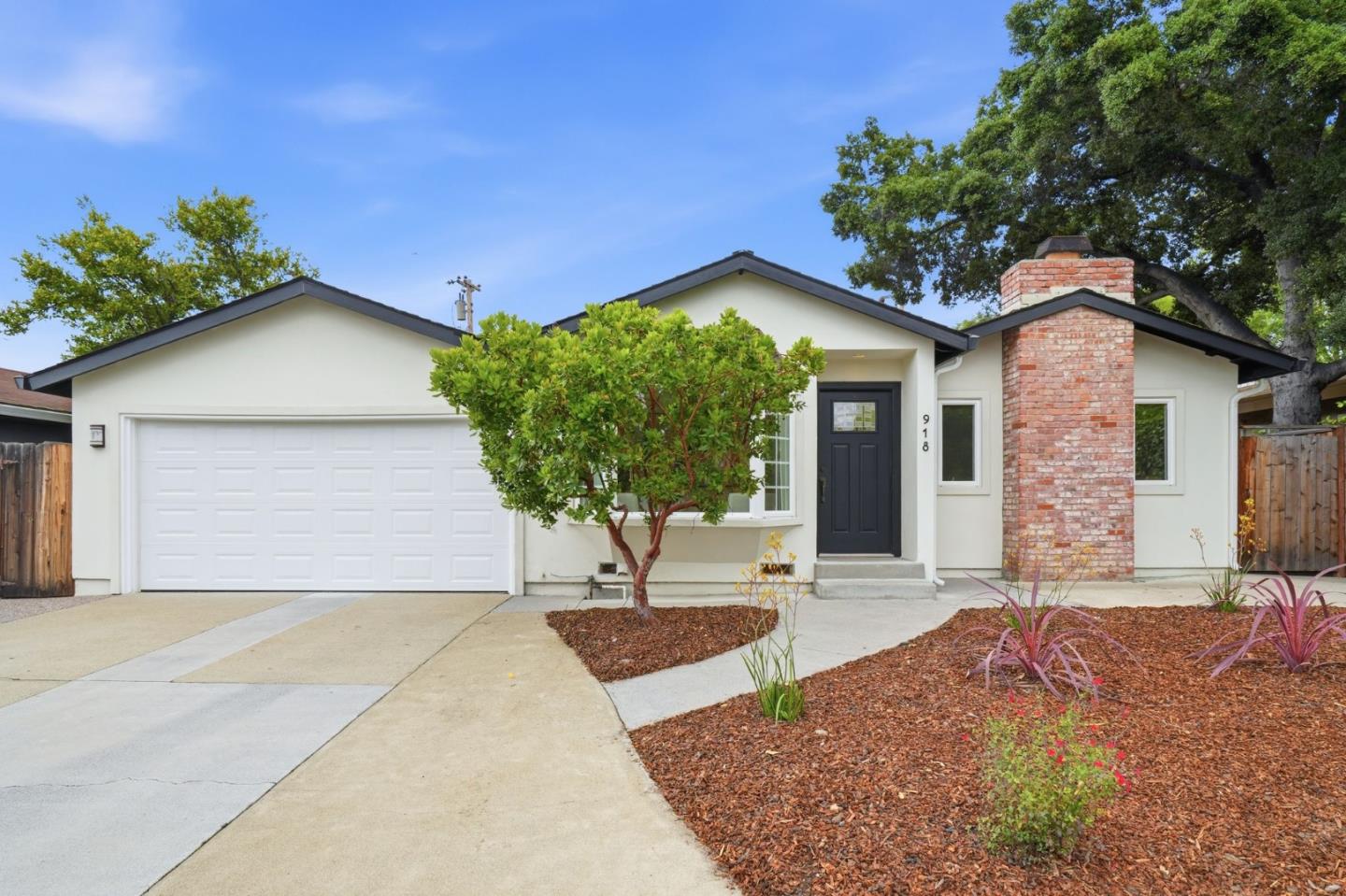 918 Mangrove AVE