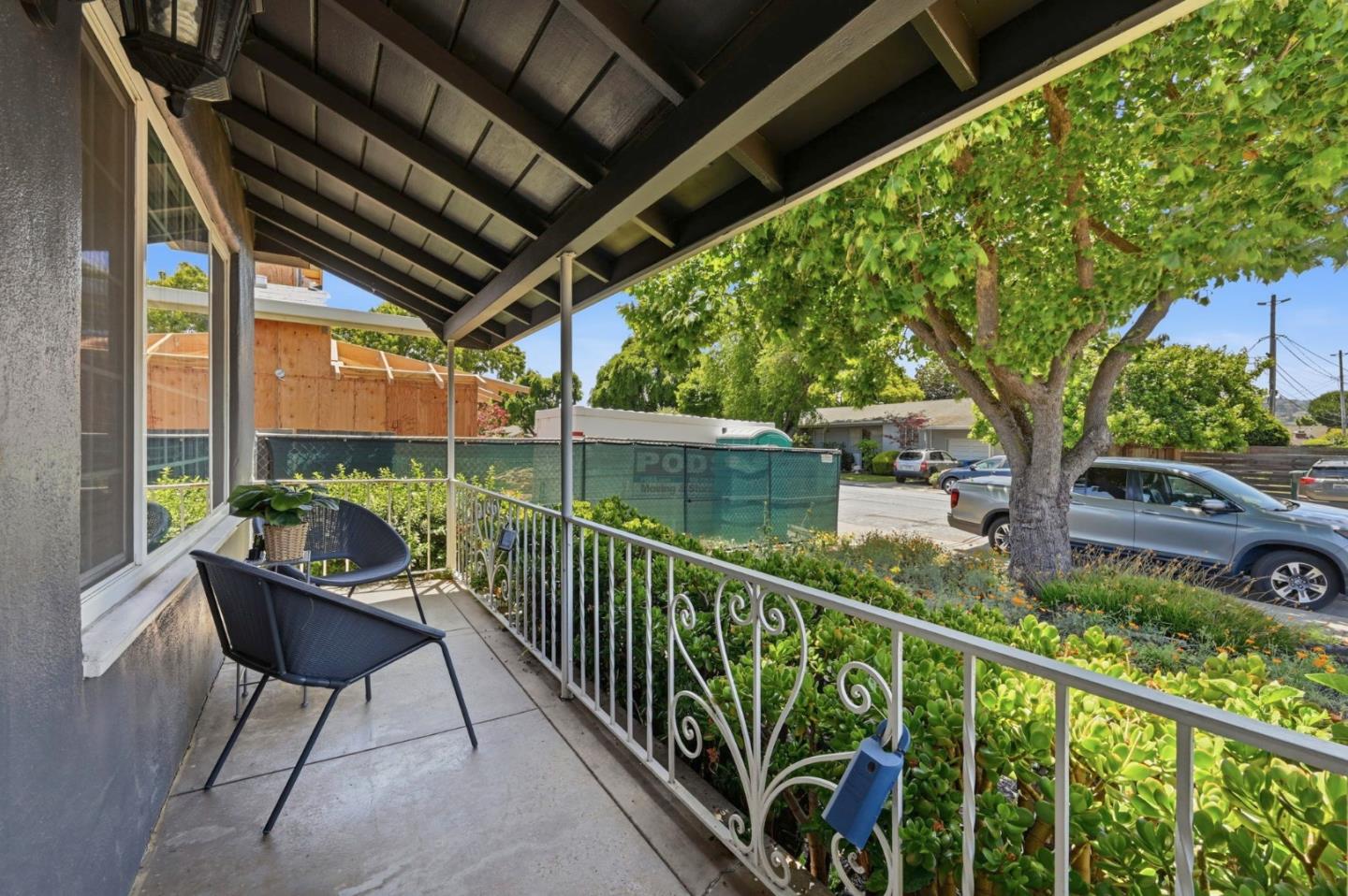 3705 Pasadena DR - Living area