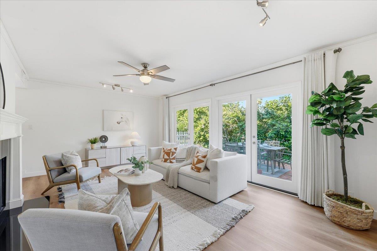 1689 Luika PL - Backyard