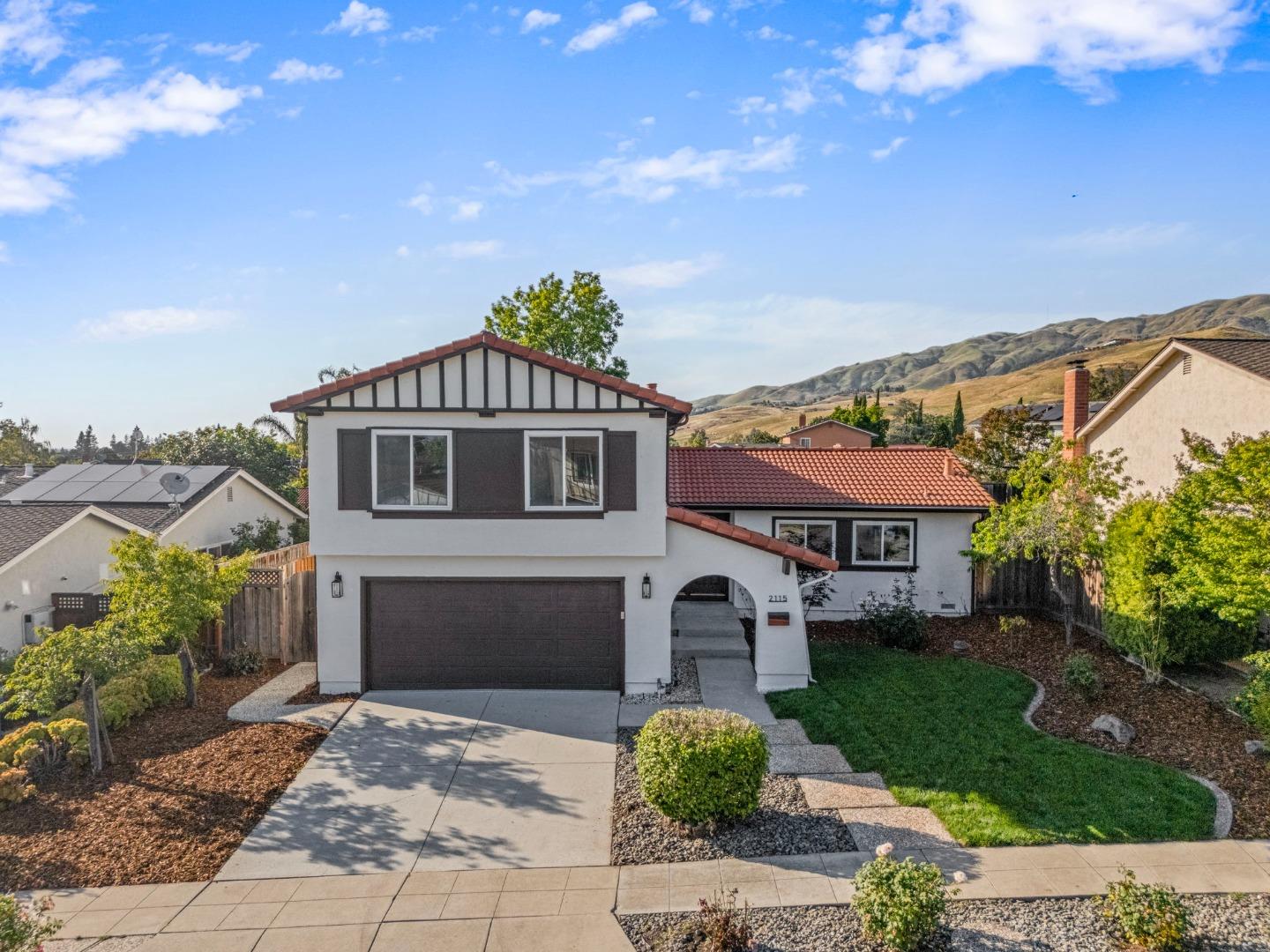 2115 Pedro AVE