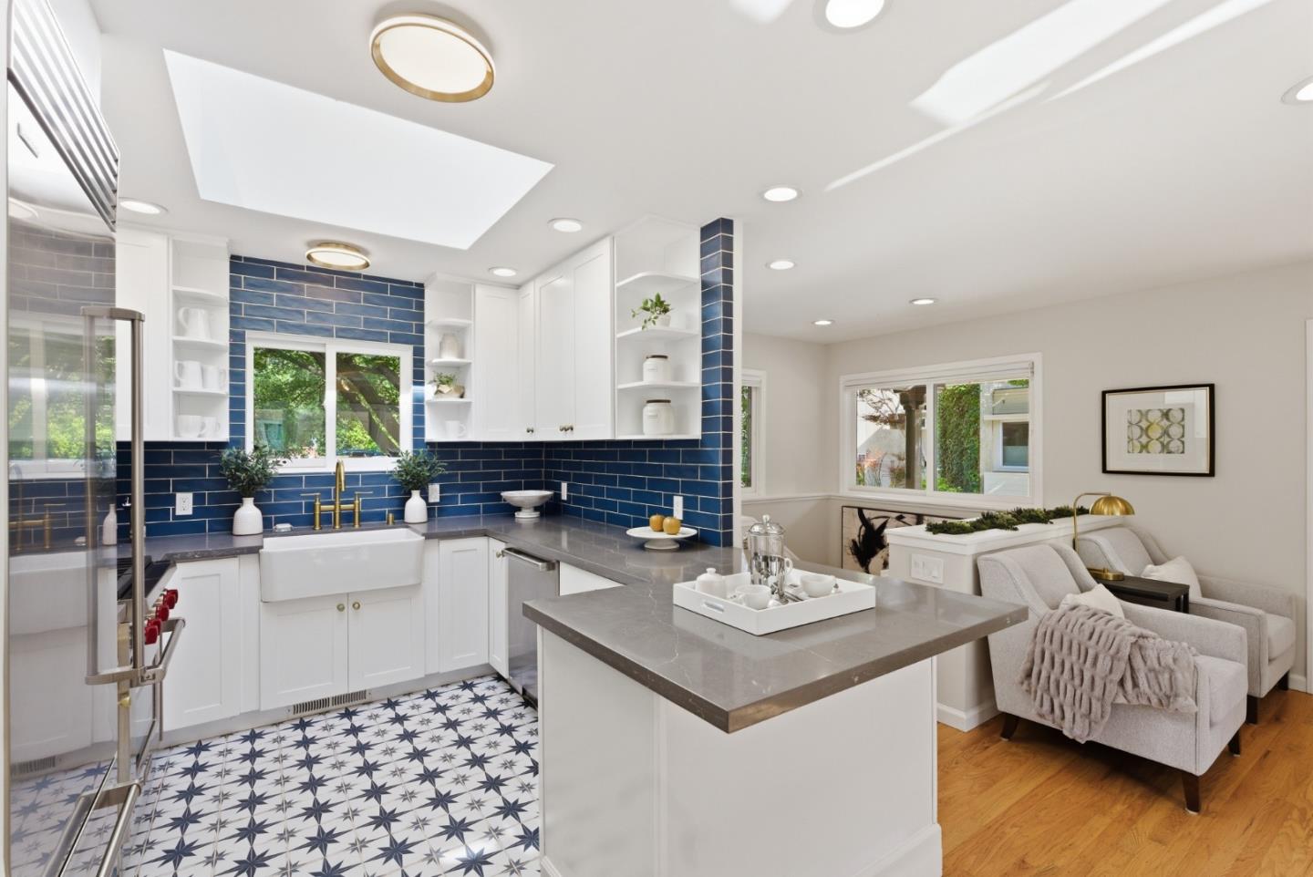 1157 Lincoln AVE - Bathroom