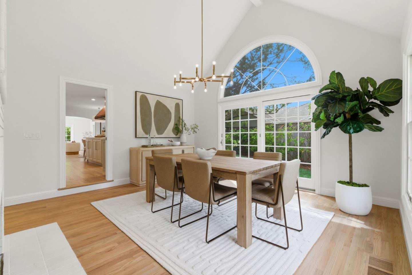 8 Almendra LN - Living area