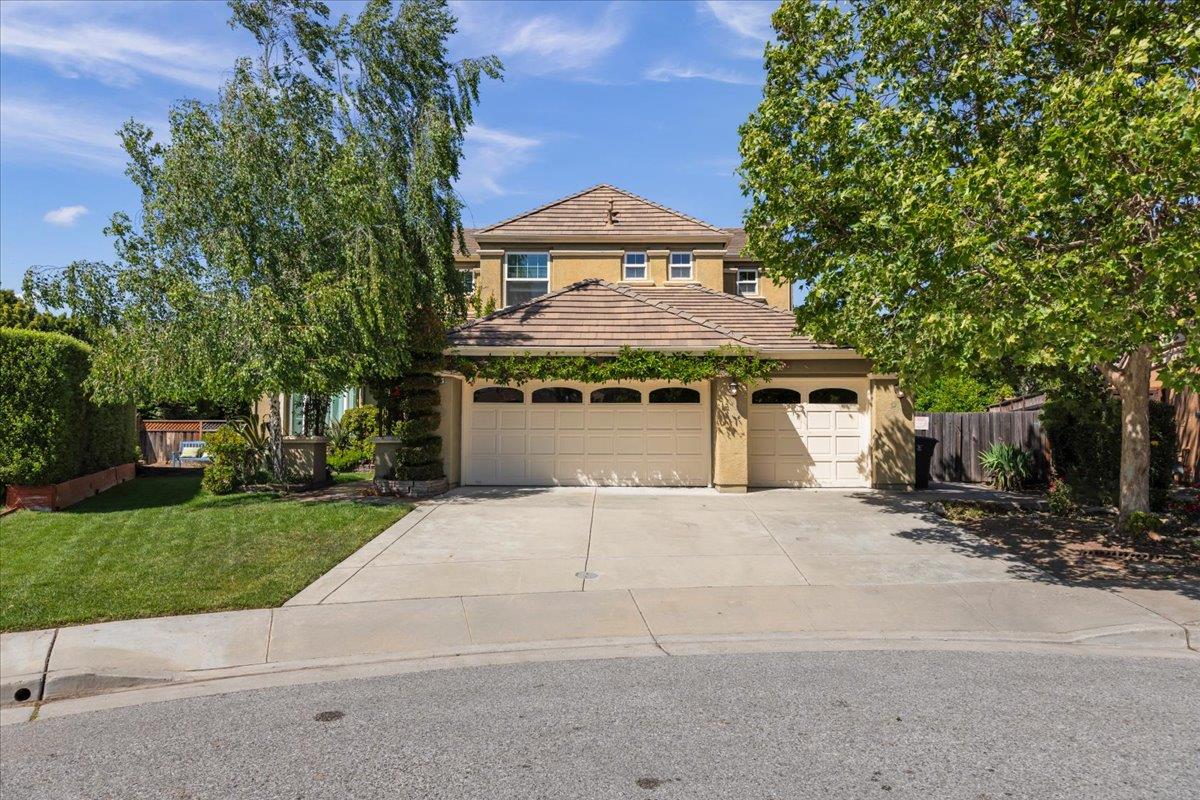 1525 Windsong CT