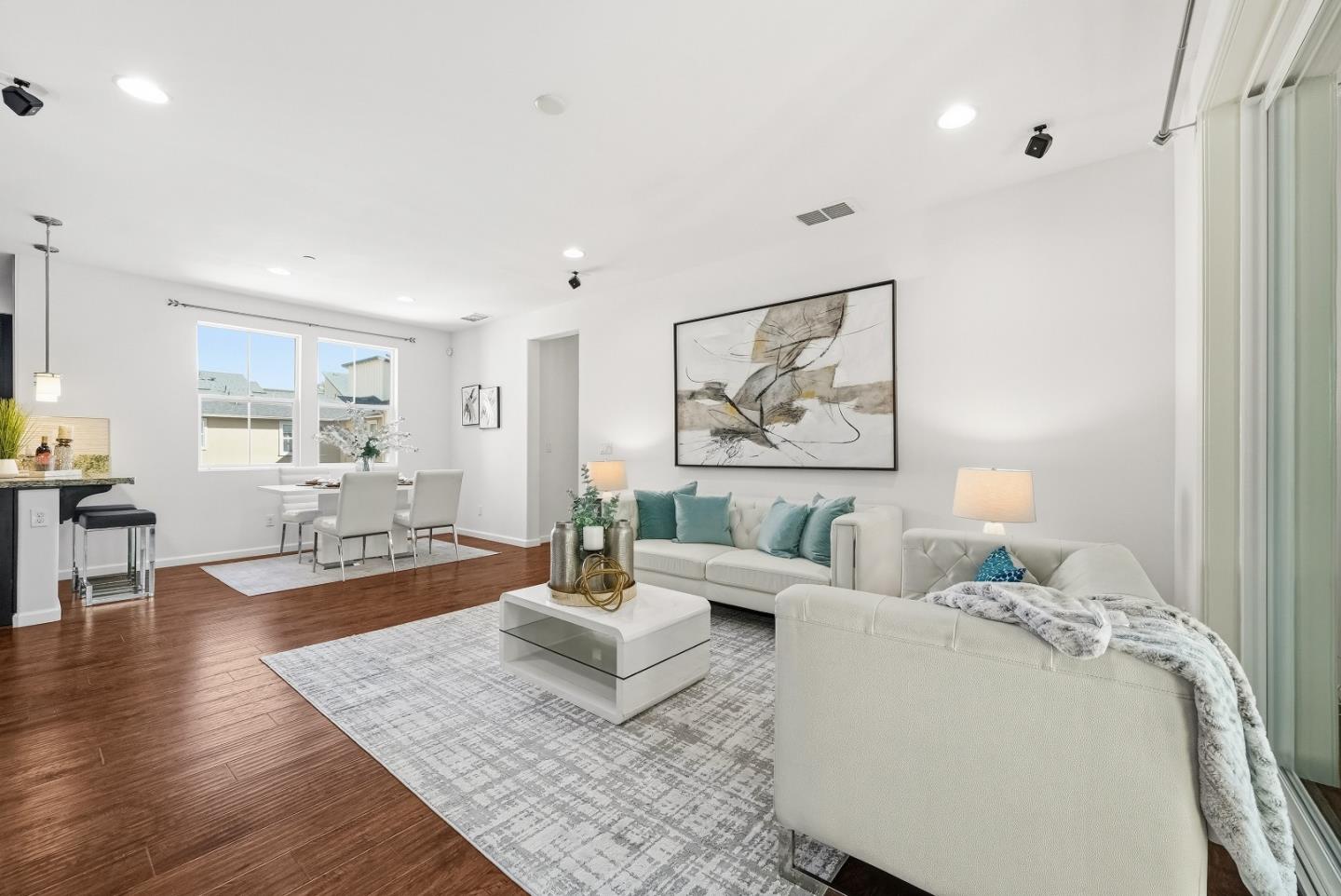 711 Elderberry DR