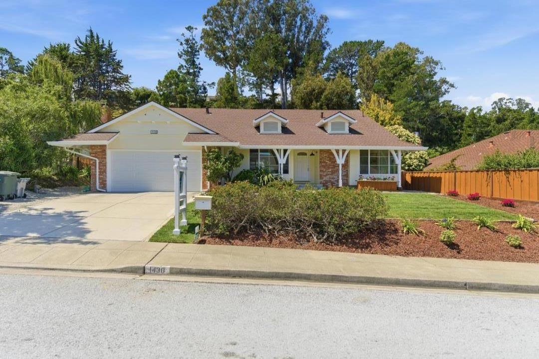 1430 Murchison DR