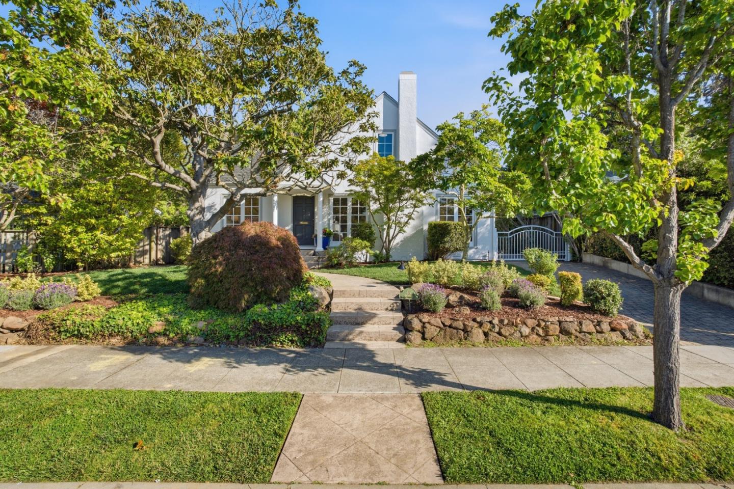 131 Barroilhet AVE