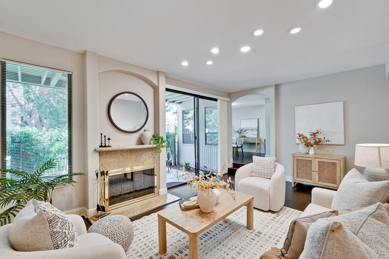 928 Wright AVE 401