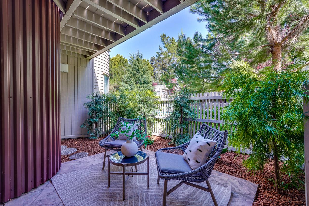 928 Wright AVE 401 - Backyard