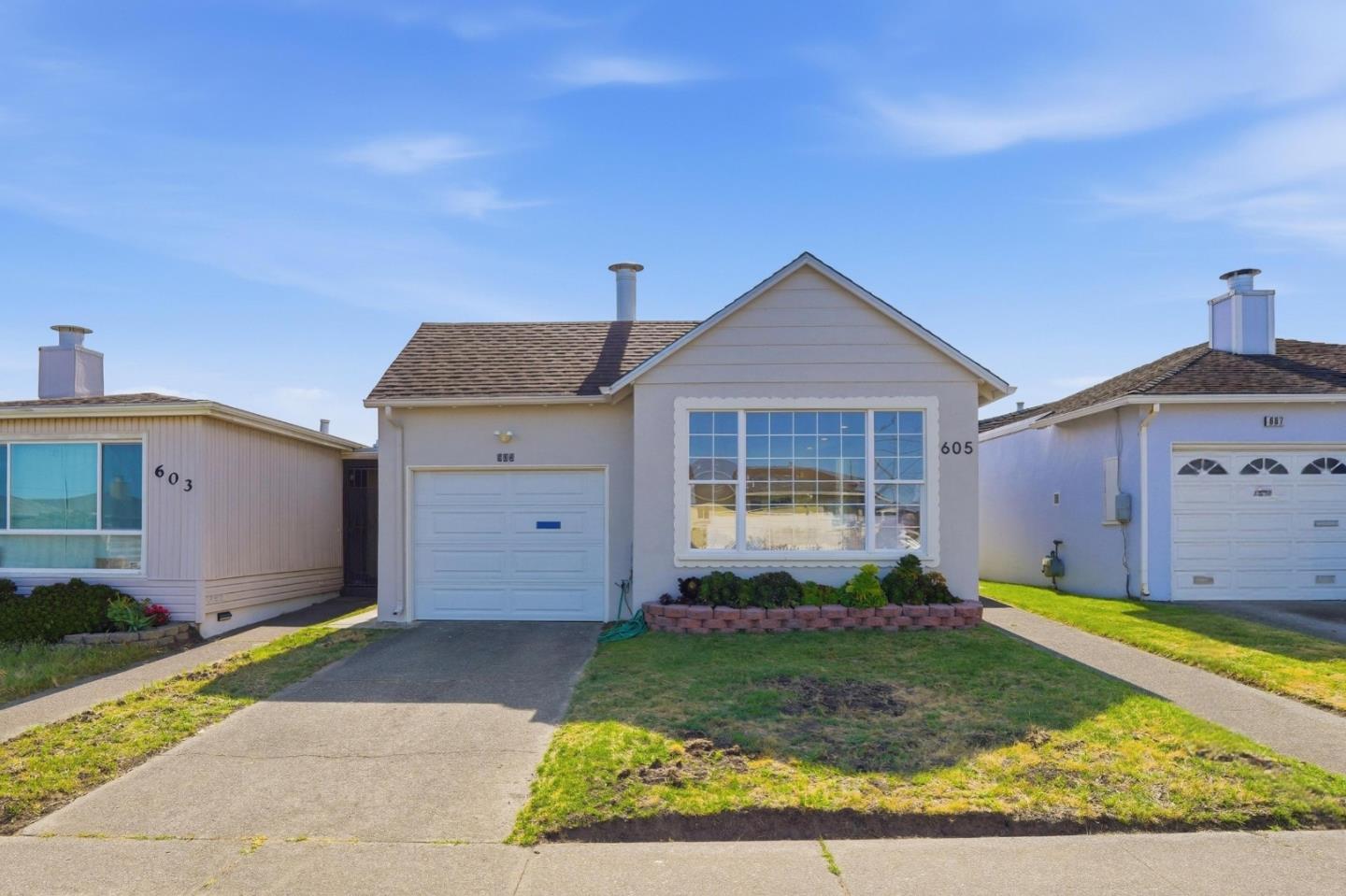 605 Skyline DR