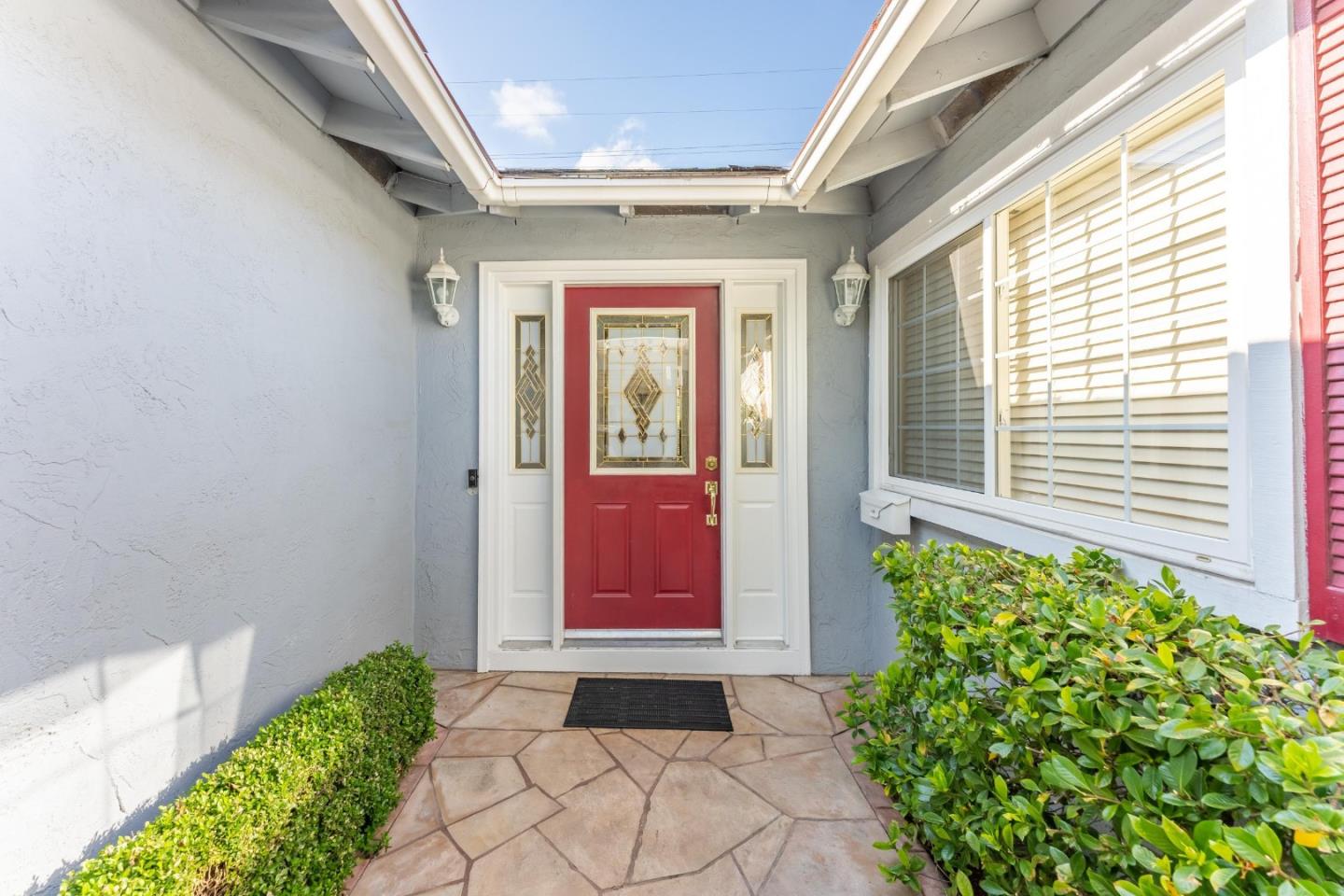 2718 Suisun AVE - Living area