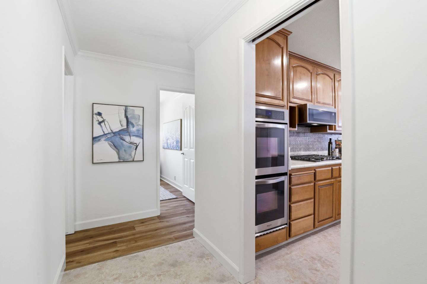 1275 Bryan AVE - Bathroom