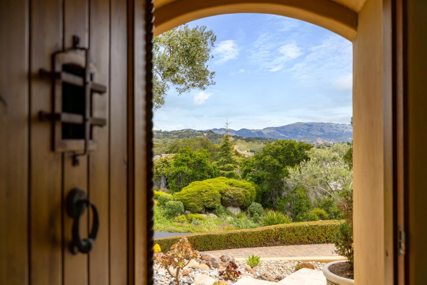 312 Pasadera CT - Interior