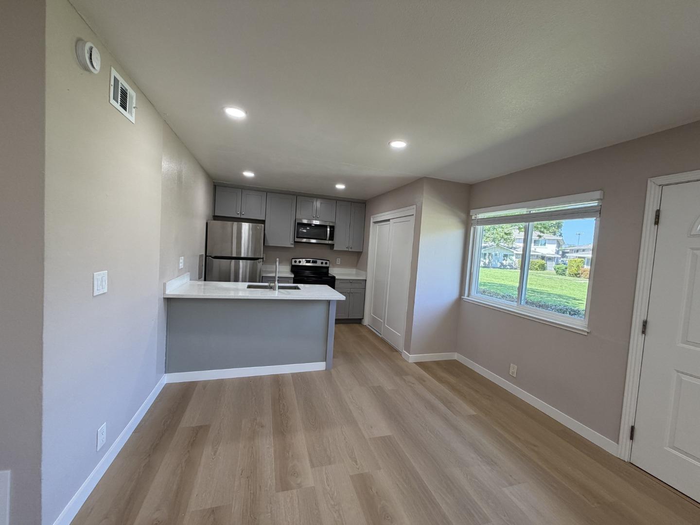 5479 Tyhurst Wkwy 1 - Bedroom