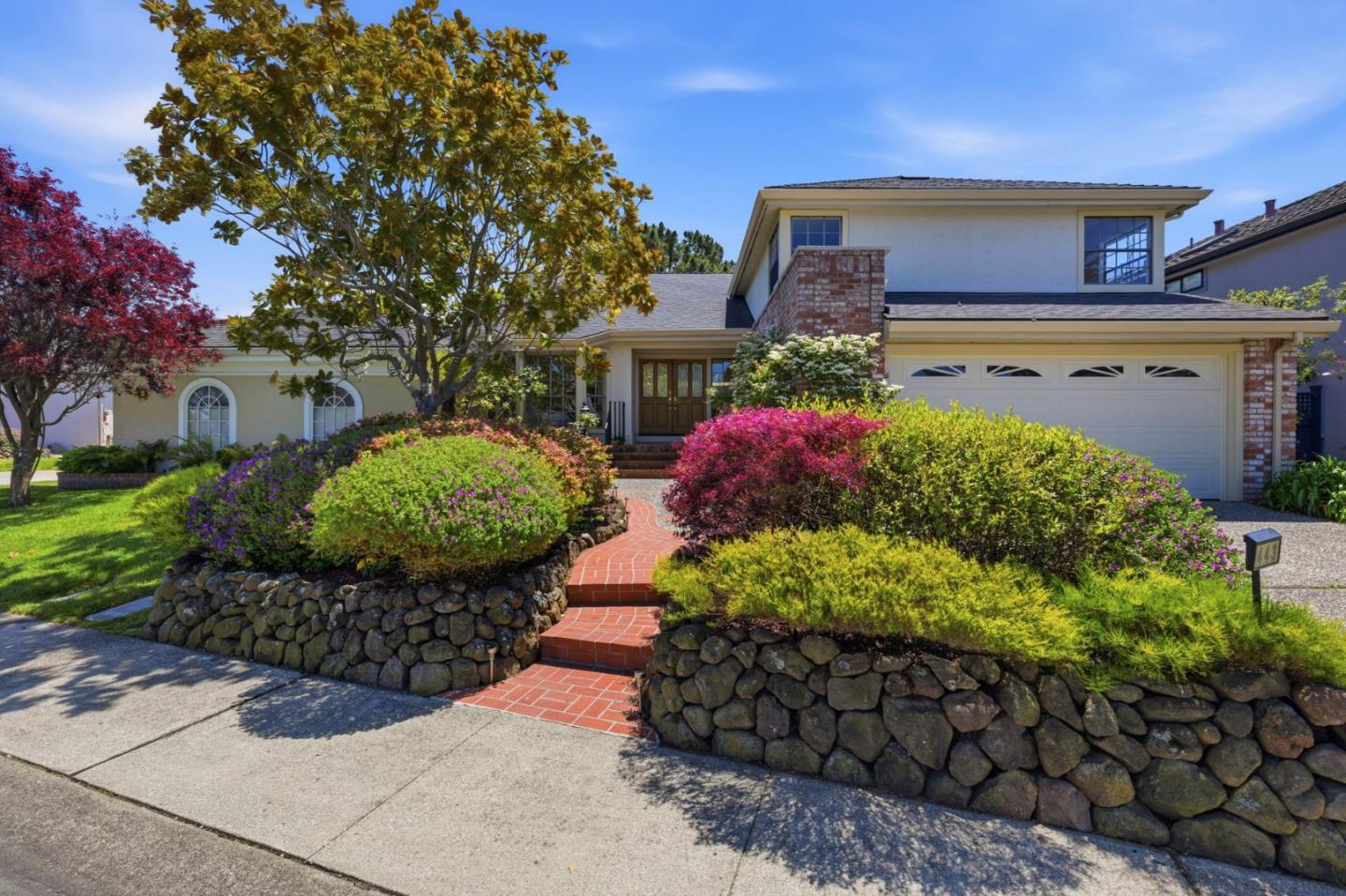 443 Burning Tree CT