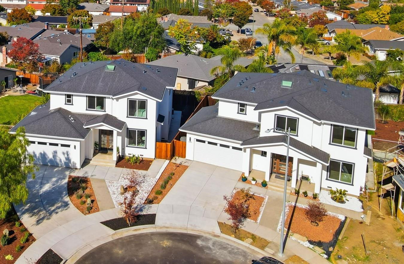 1681 Zinnia LN