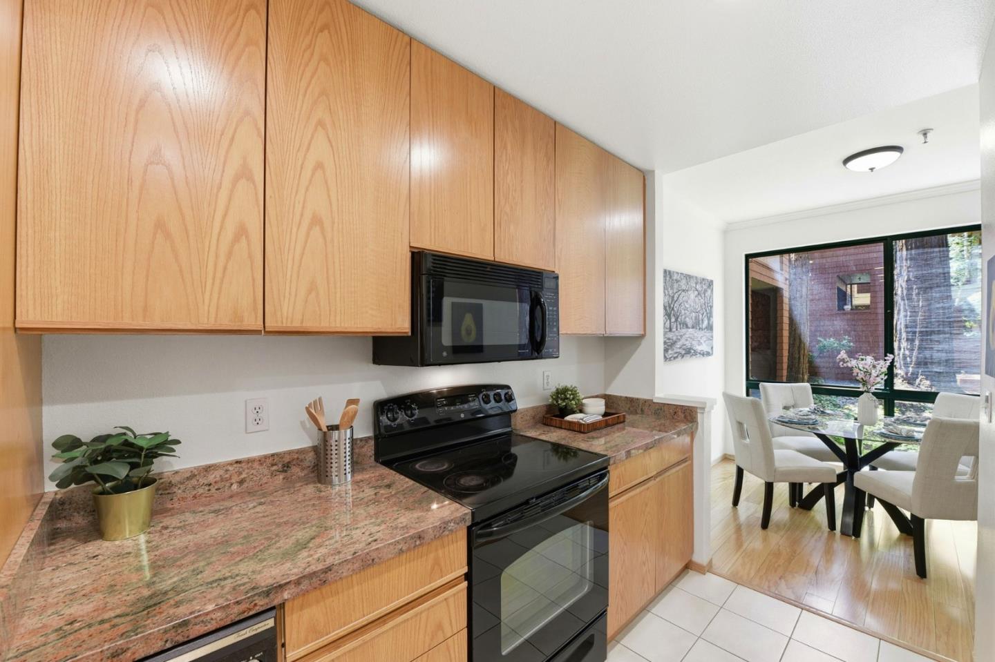 4250 El Camino Real B120 - Backyard