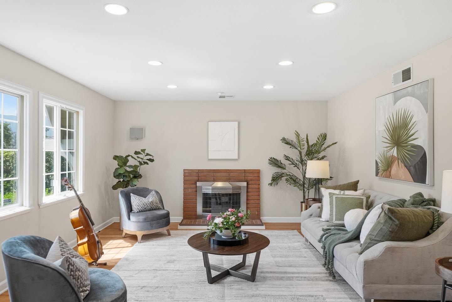 1299 Weathersfield WAY - Living area