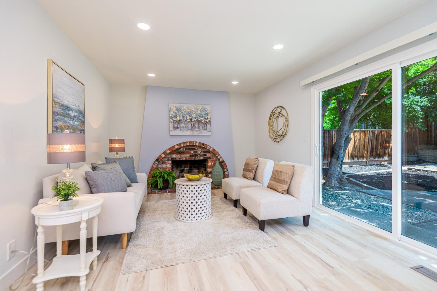 2222 Lacey DR - Kitchen