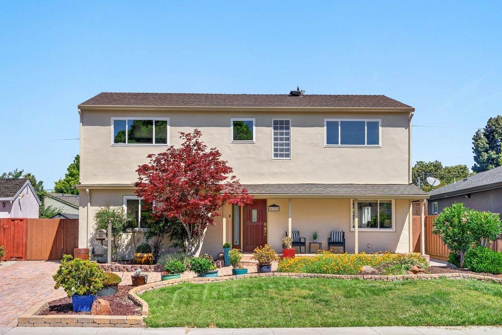2377 Tulip RD