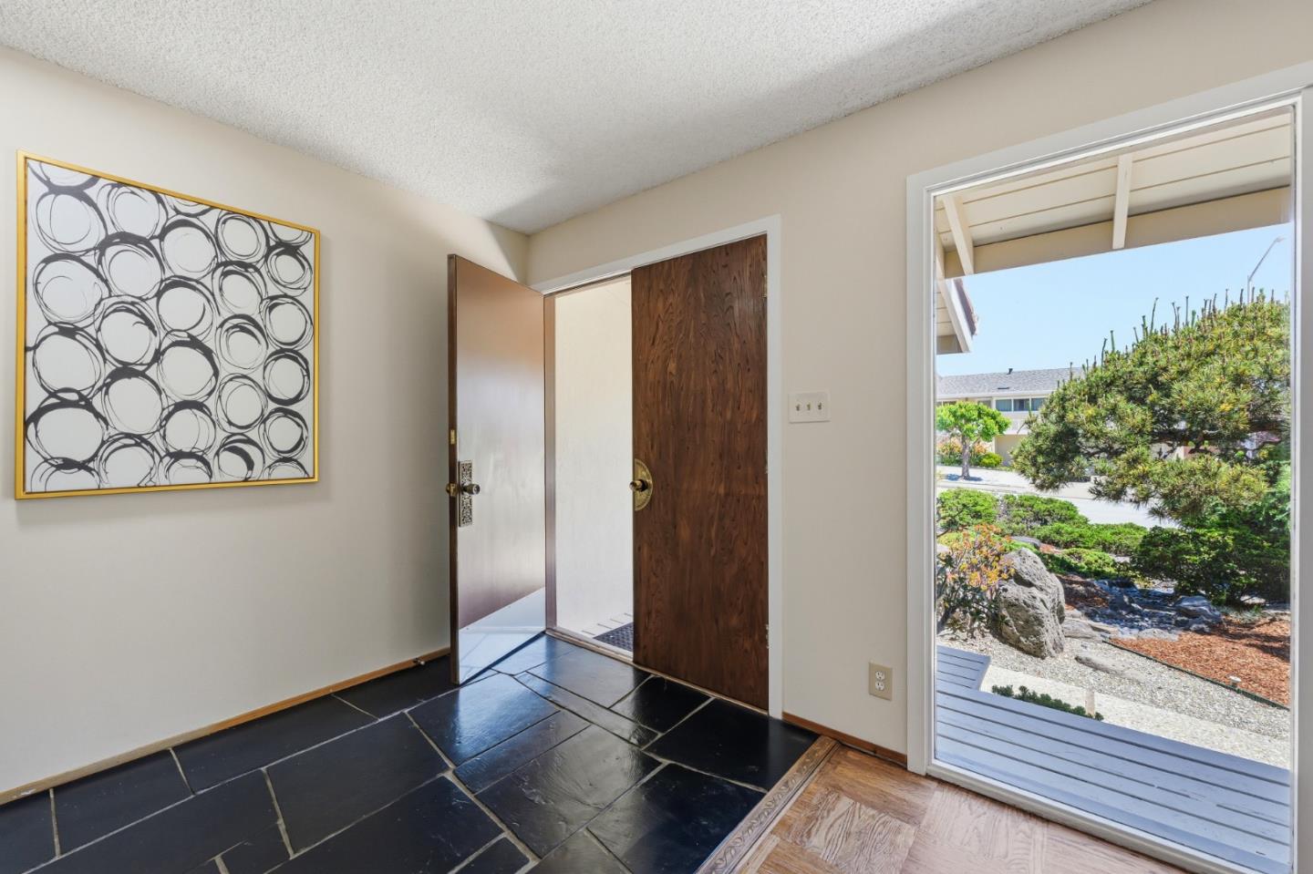 965 Helen DR - Kitchen