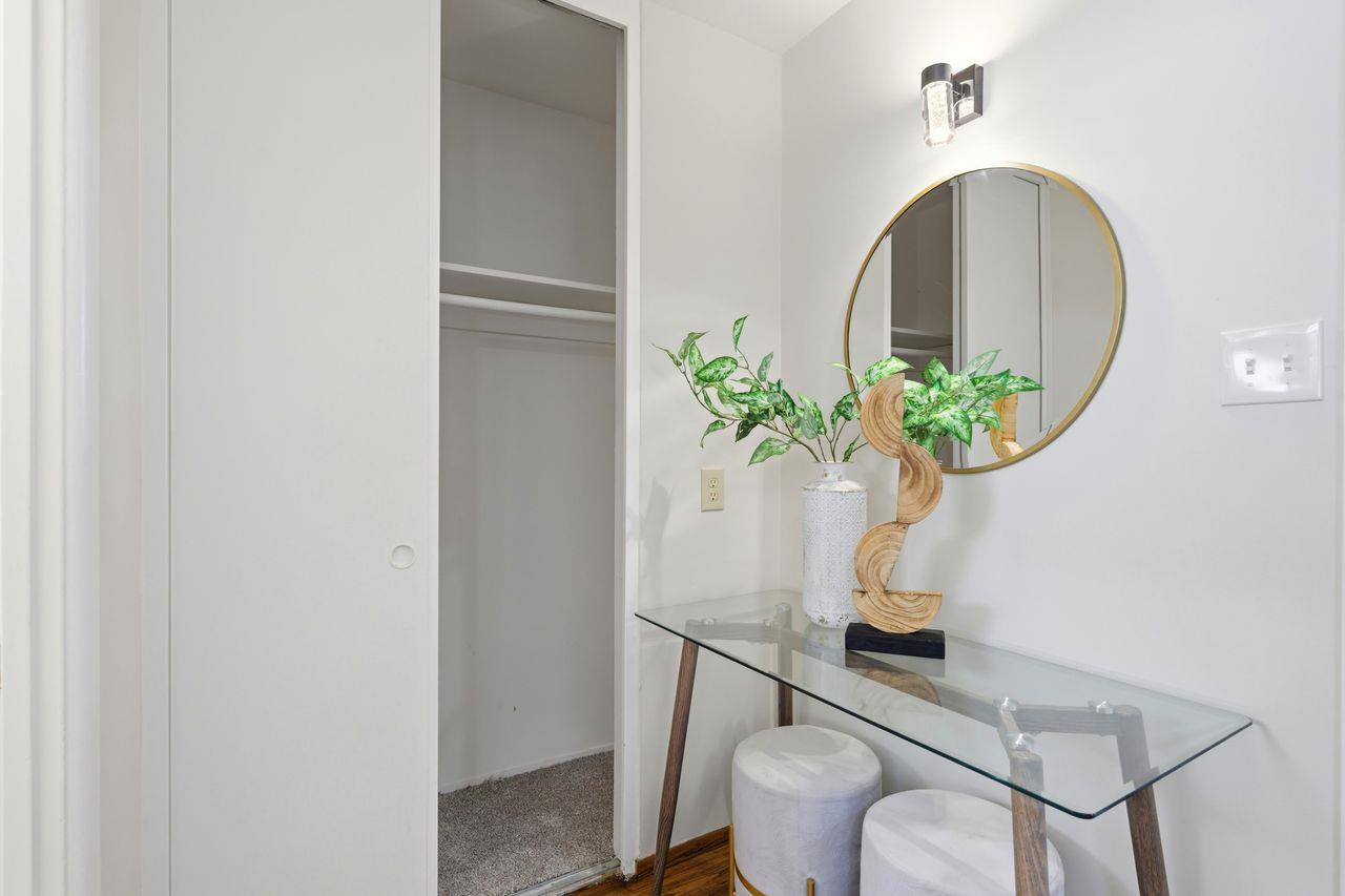 965 Helen DR - Bathroom