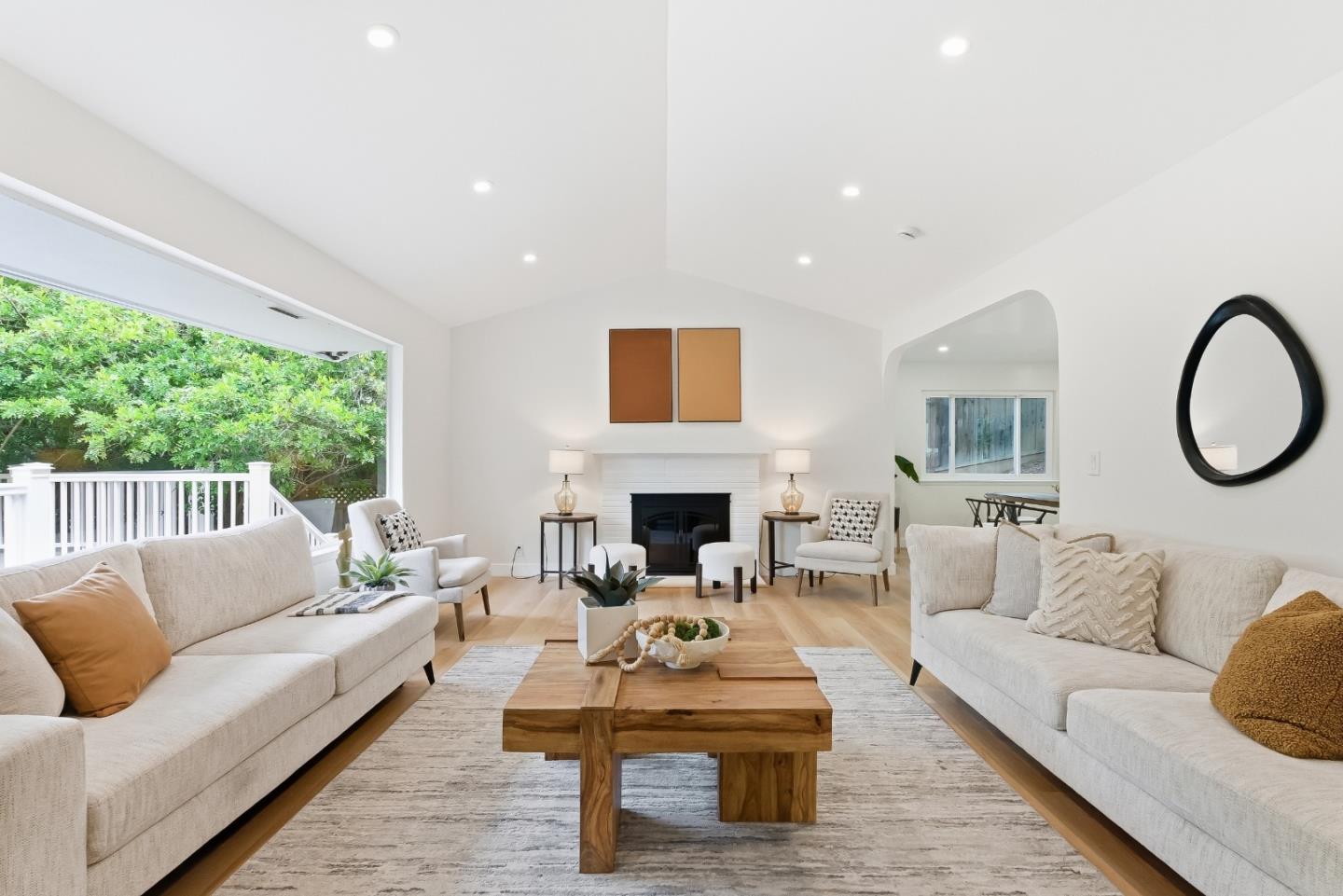 731 Crystal Springs RD - Interior