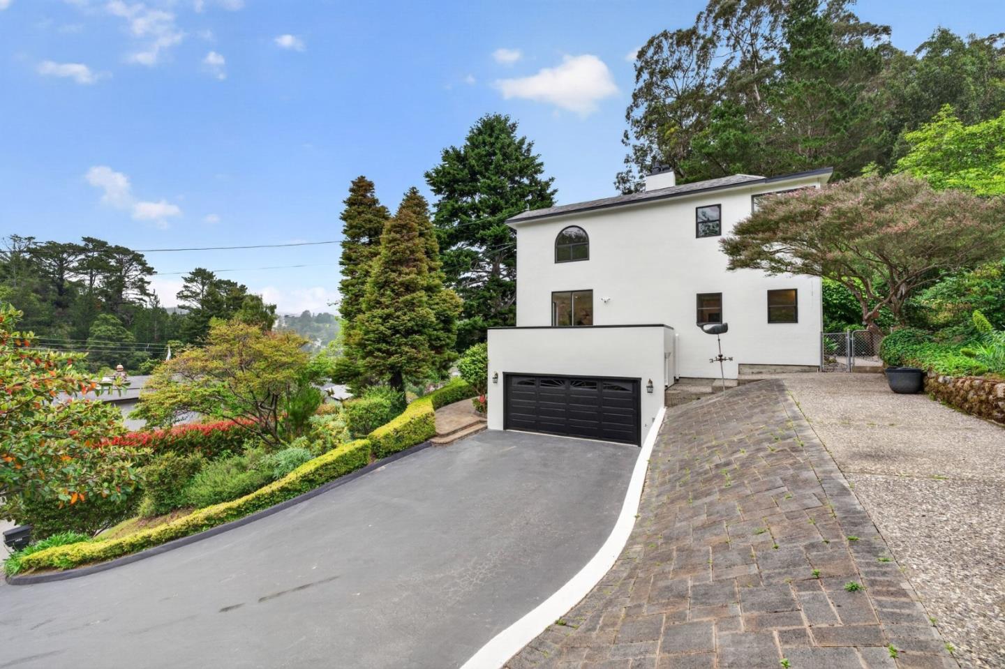 1523 Perez Dr - Backyard