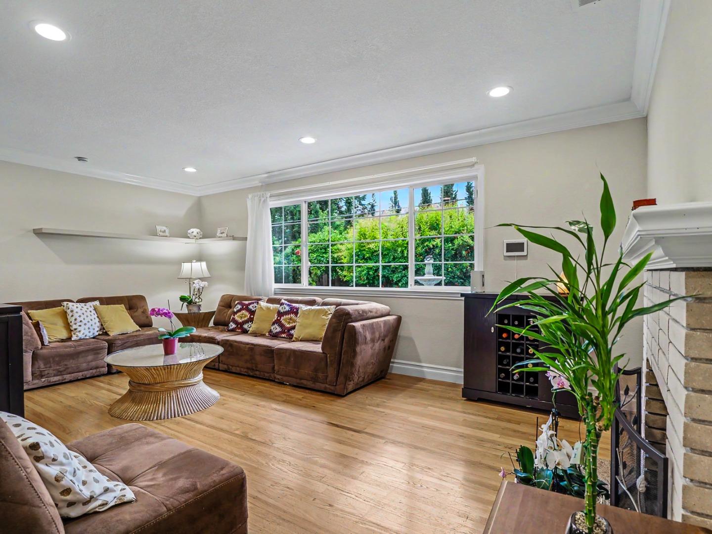 614 Mohican DR - Backyard