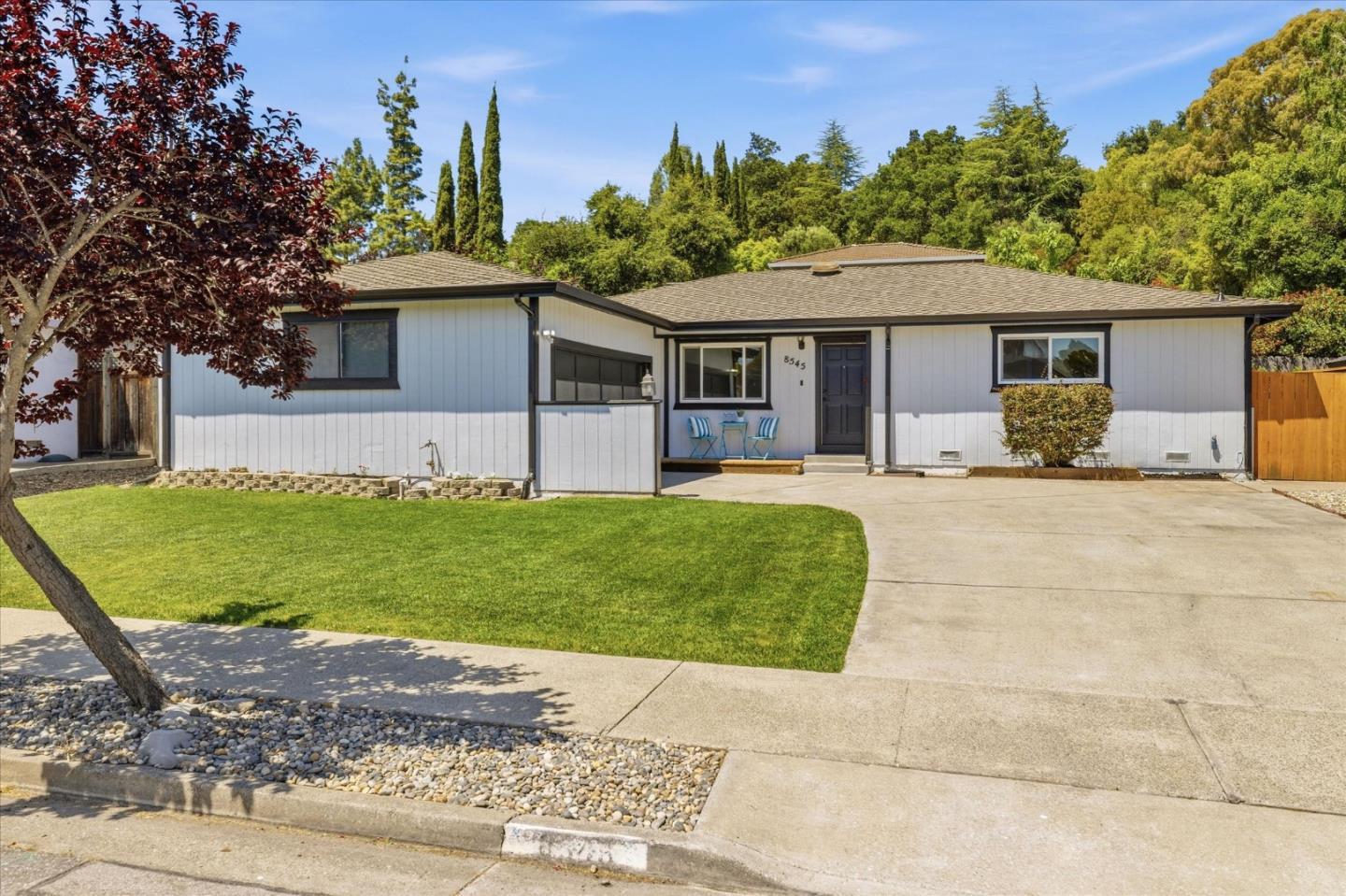 8545 Ousley DR