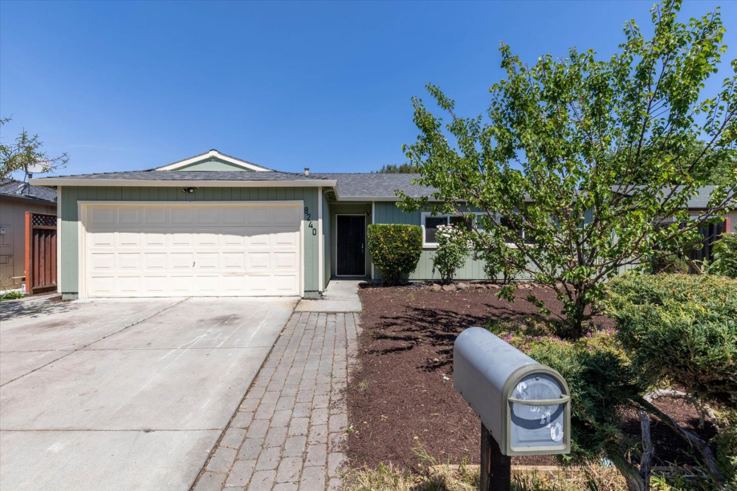 8240 Springdale CT