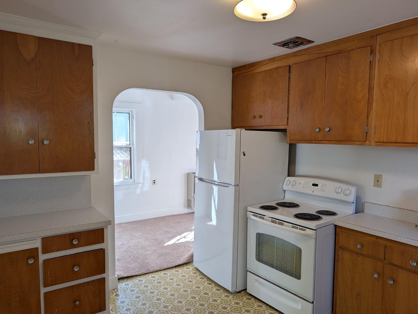 365 Cherry AVE - Interior