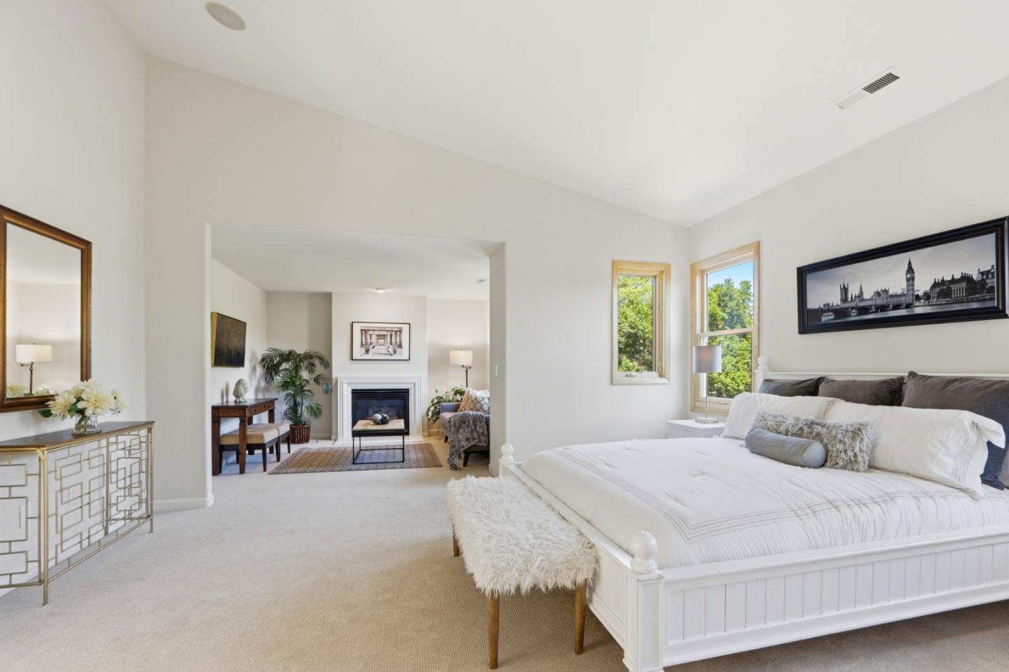1424 Rosecrest TER - Bedroom