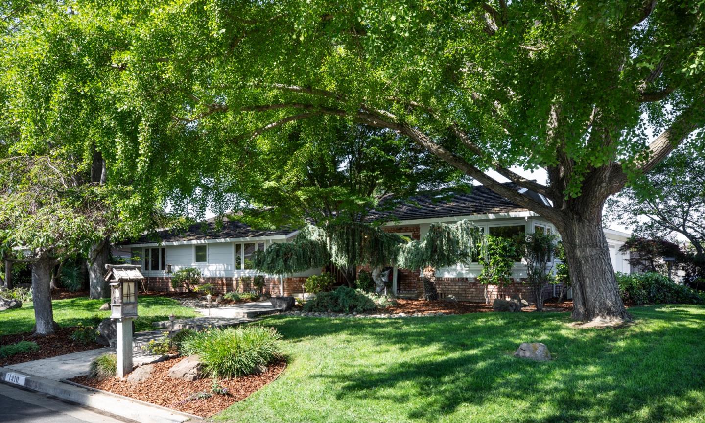 1310 Harwalt DR