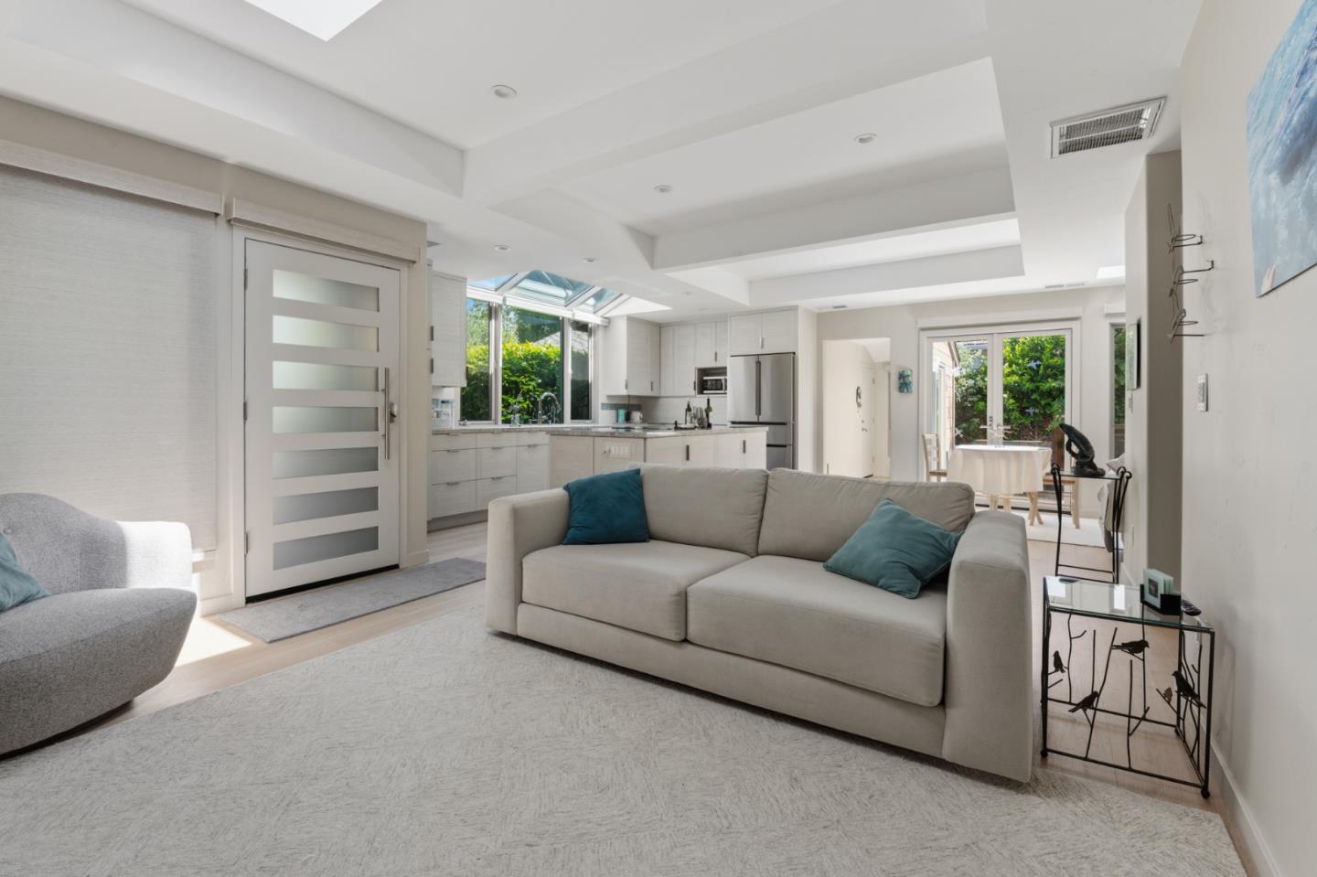 1793 Harmil WAY - Living area
