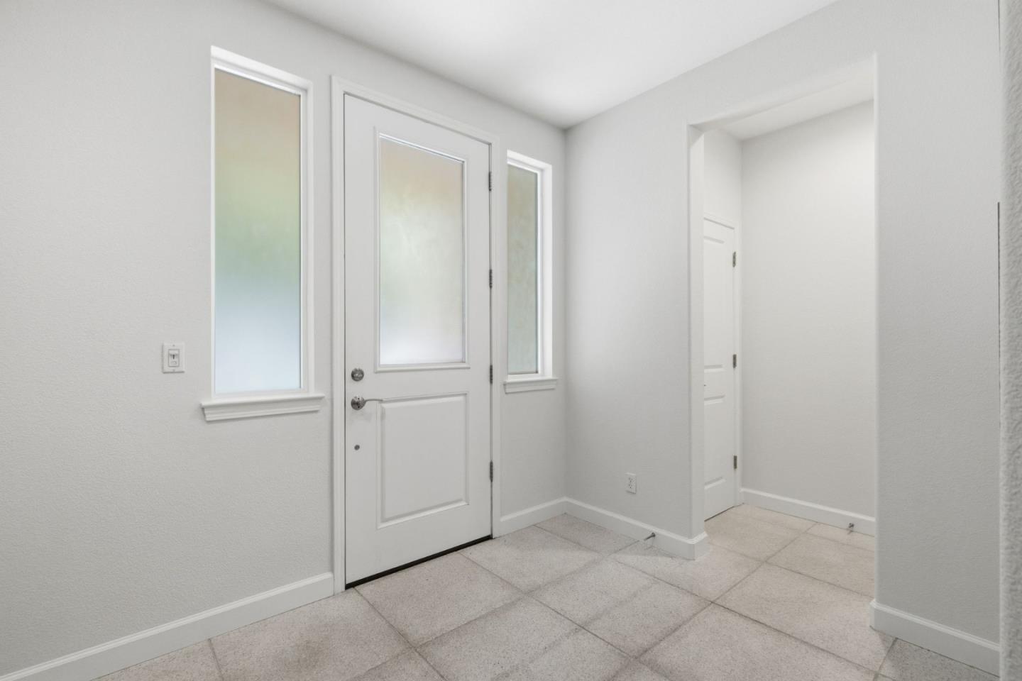 588 Santa Rosalia TER - Bathroom